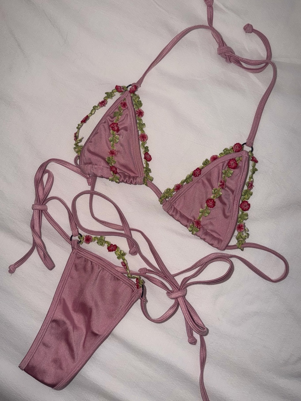 💐 🩷 Women's Pink Floral Trim Triangle Bikini